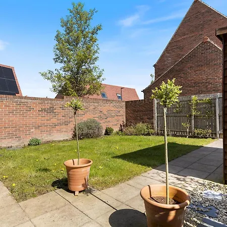 Stunning Modern Eco In With Parking Pass The Keys *
