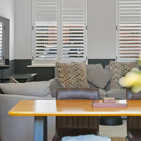 Stunning Modern Eco In With Parking Pass The Keys Ferienhaus